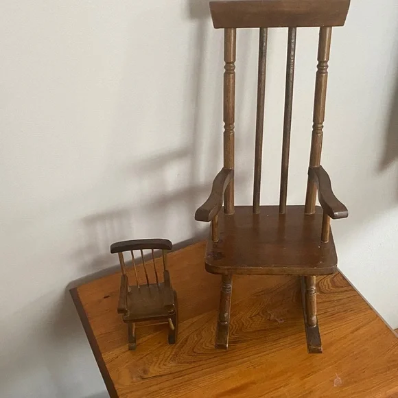 Wooden Rocking Chair Set - Picture 2 of 3